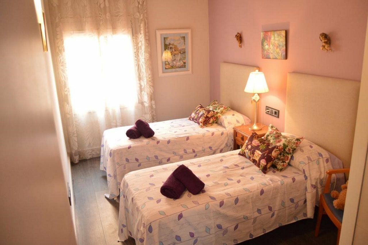 Tarragona Suites Prat De La Riba Dış mekan fotoğraf